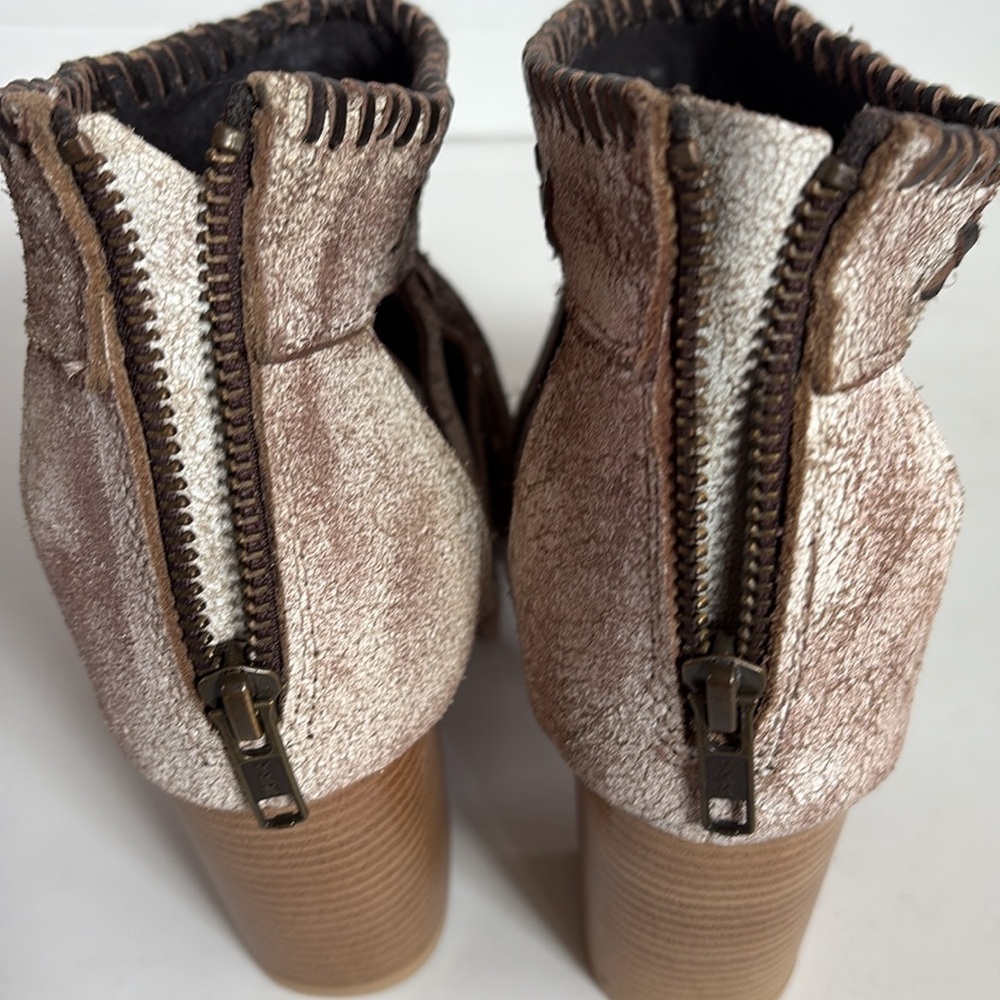 Roper vintage style suede beige w fringe fashion open toe sandal stacked heel - Picture 6 of 16